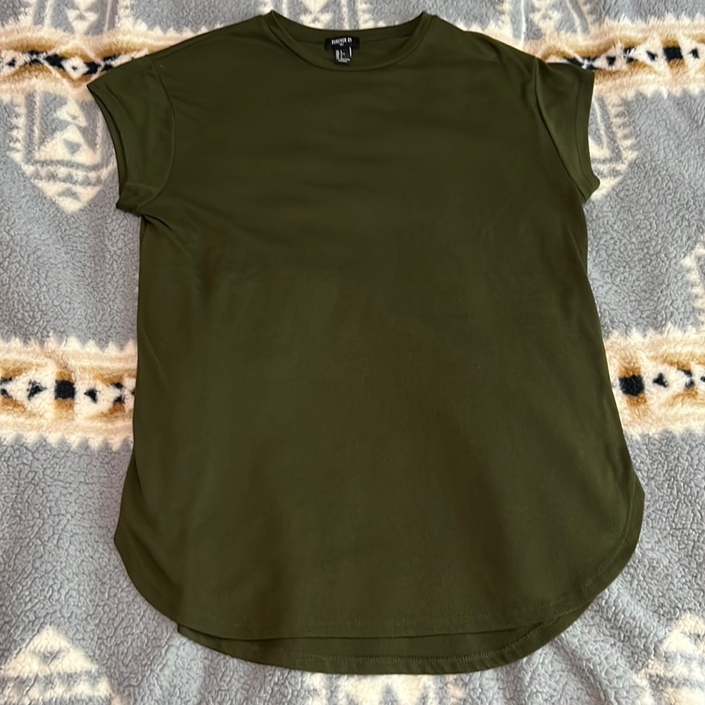 Forever 21 shirt